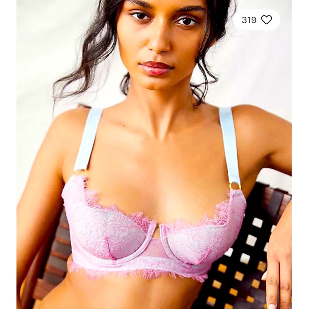 Dora Larsen 36DD Underwire Bra